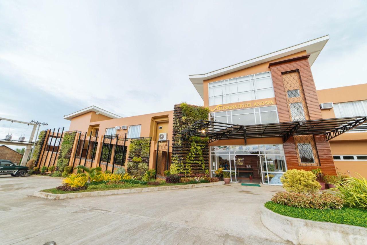 Reddoorz Premium Near Health Centrum Banica Roxas Exterior foto