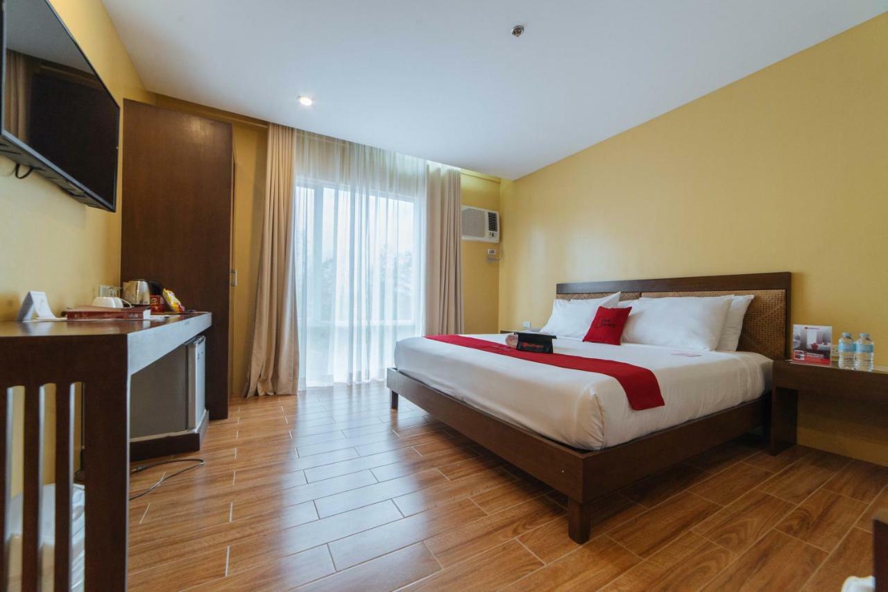 Reddoorz Premium Near Health Centrum Banica Roxas Exterior foto